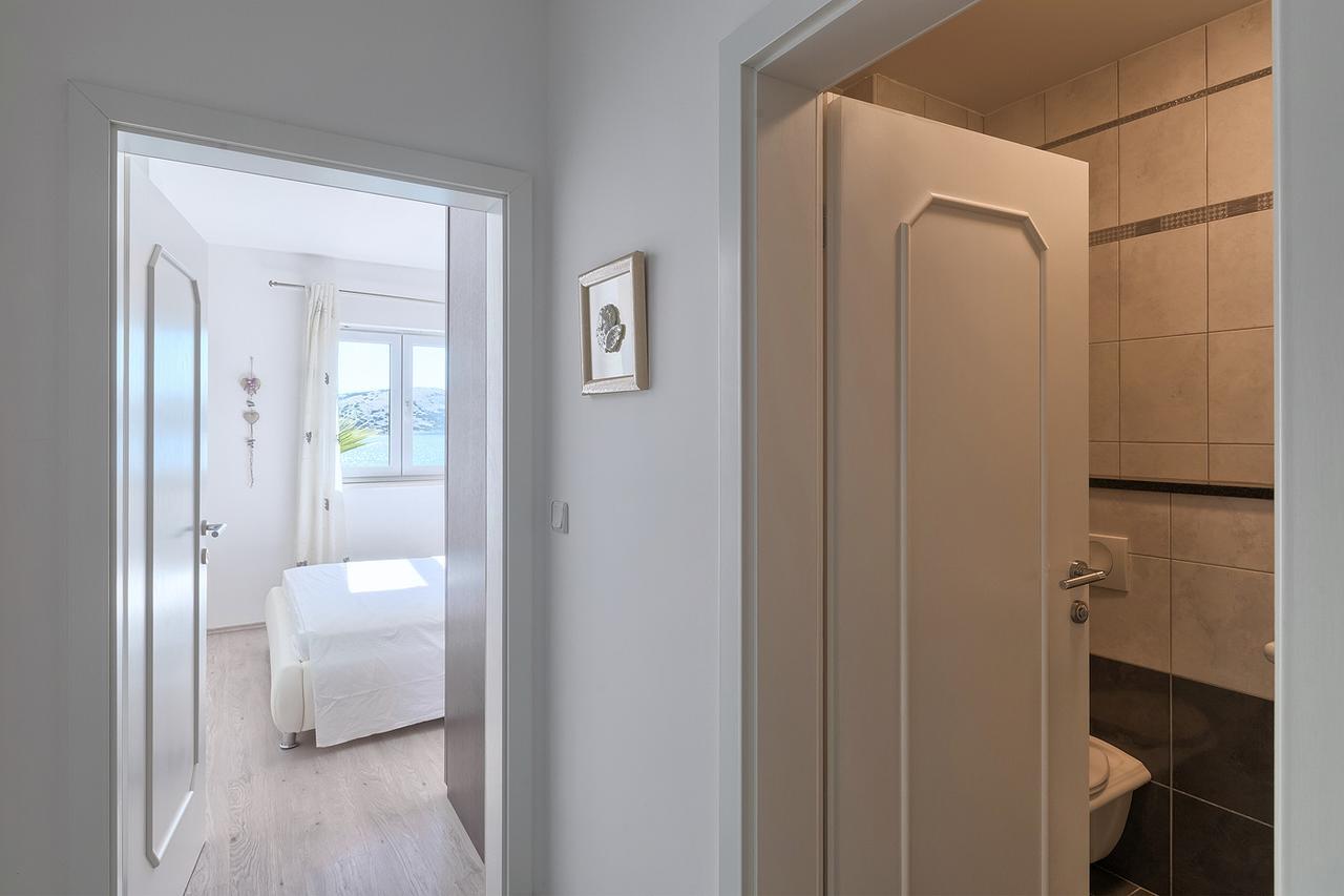 Apartmant Korina Stara Novalja Esterno foto
